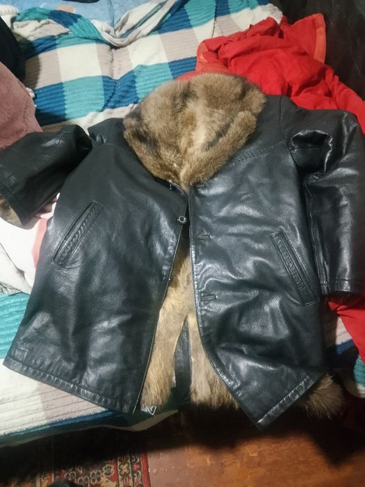 Кожаная дублёнка в хорошем состоянии