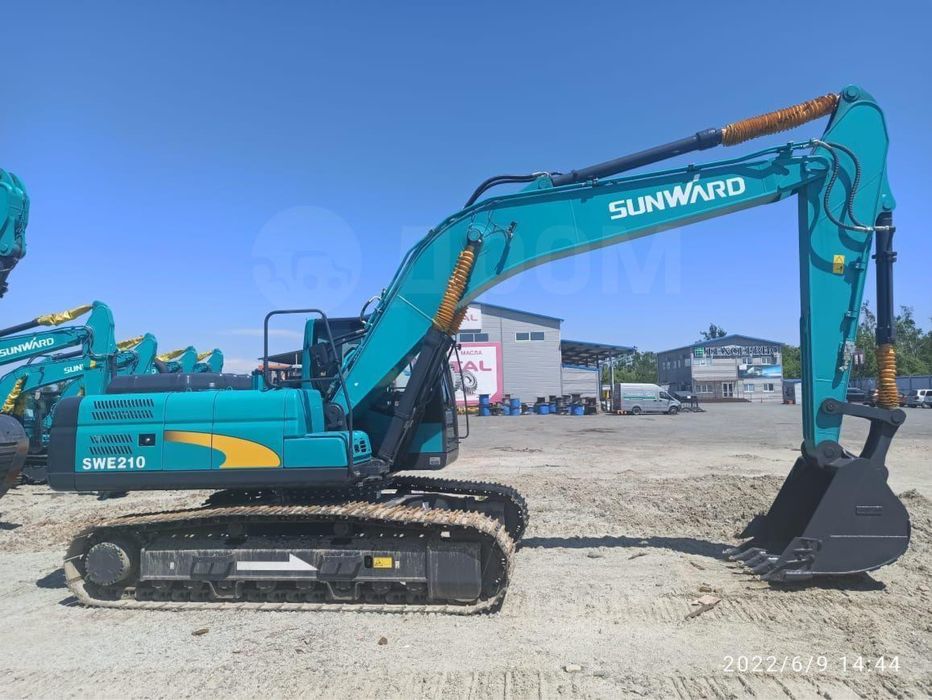Экскаватор SWE210 SENWARD