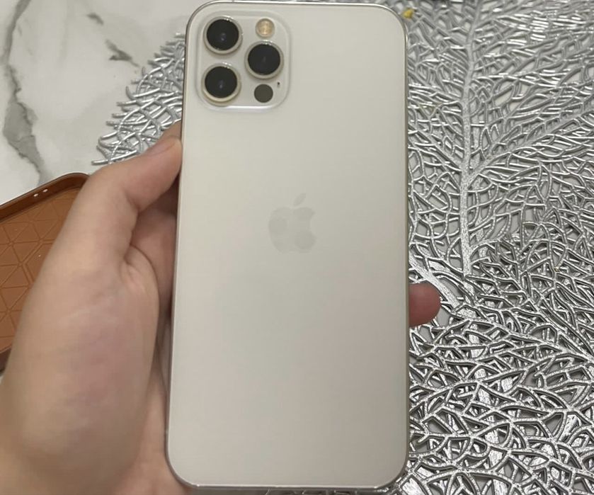 Продам iPhone 12 Pro 128 GB