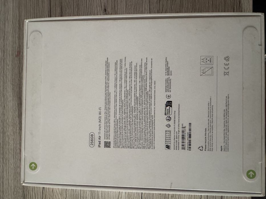 Vand iPad Air 11-inch (M3) Wi-Fi