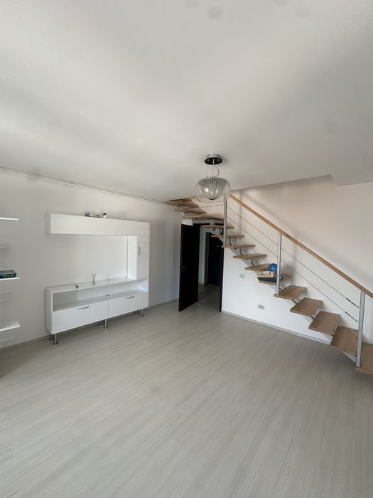Proprietar vand apartament 6 camere dobroiesti caisului residence
