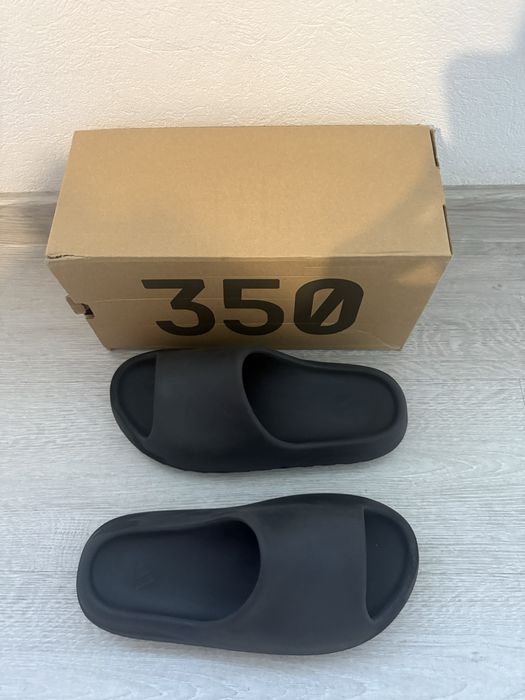 Yezzy slide negri