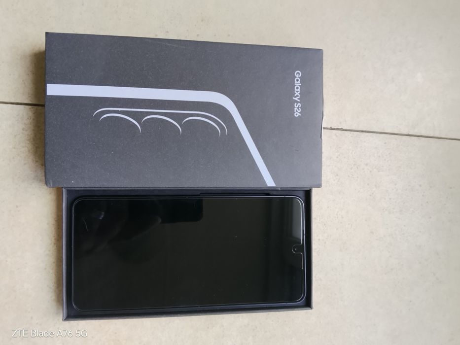 Samsung S26 чисто нов