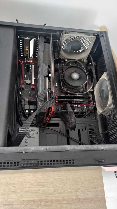 PC Asus ROG Strix RX Vega 56 Gaming,  AMD Ryzen 5 2600X