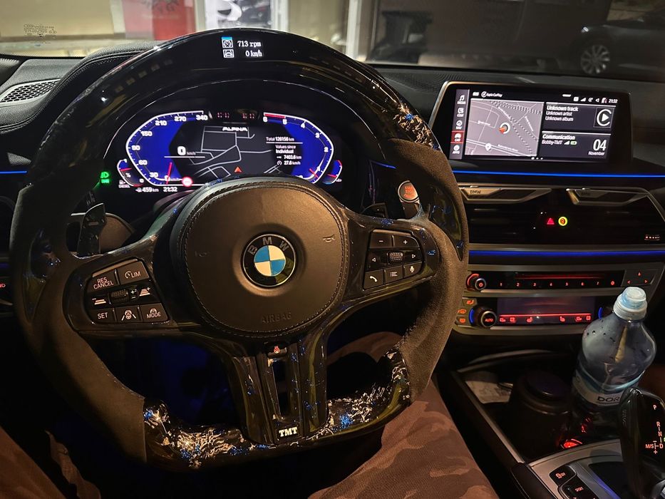 Volan BMW M Carbon Seria G - Incalzire - Vibratii - Traffic Jam Assist