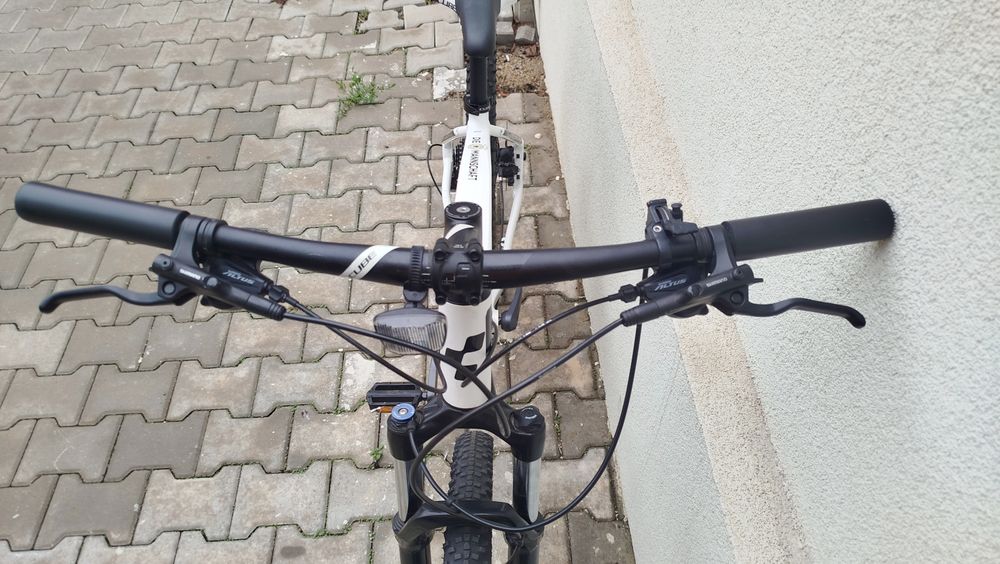 Cube 27,5r rockshox hidraulica