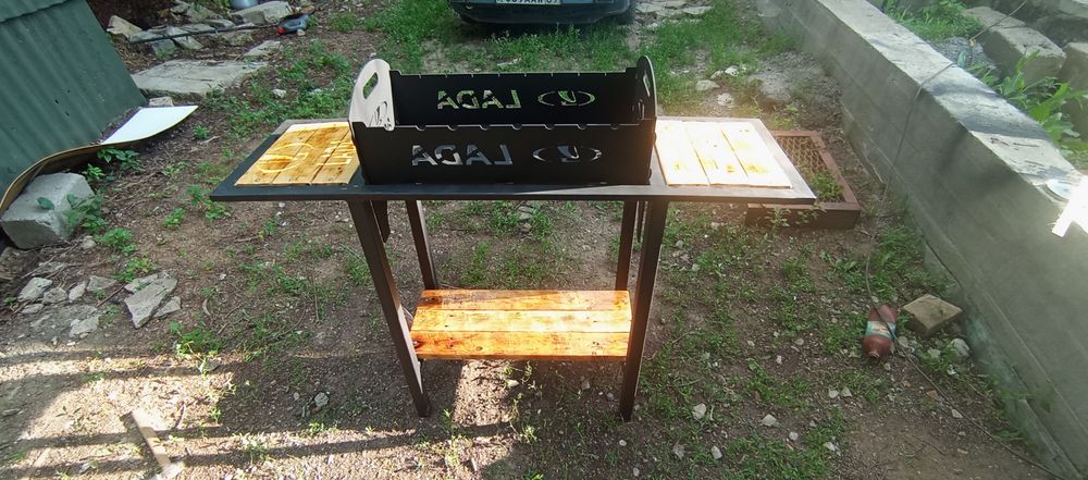 Продам мангал с столом