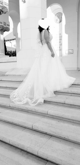 Rochie de mireasa tip A-line