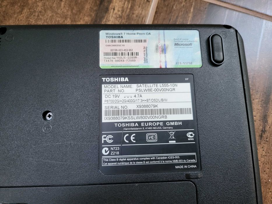 Toshiba Satellite L555-10N