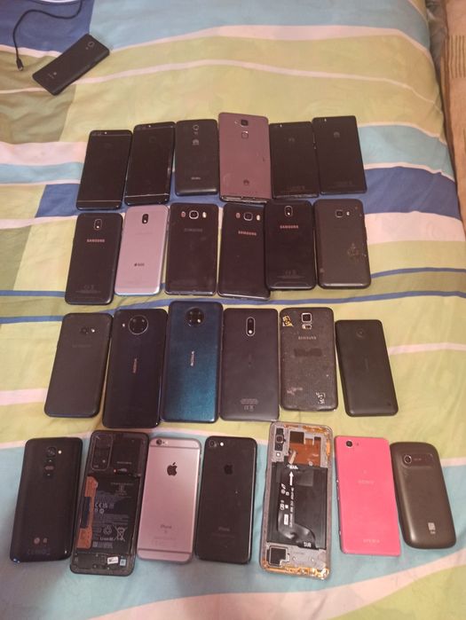 Lot telefoane pt piese