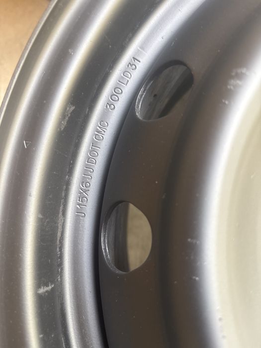 Штампованные диски р15