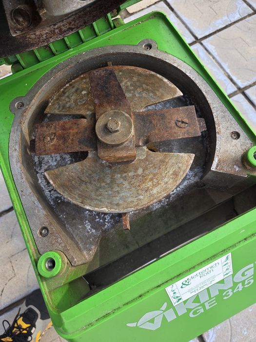 Дробилка за клони Viking