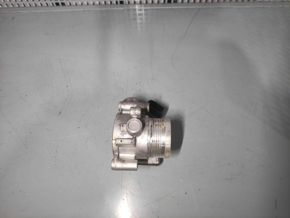 Clapeta acceleratie volkswagen vw passat b6 cbab cod 03l128063e