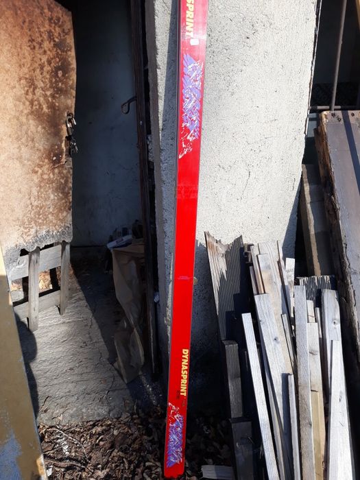 Продавам Чисто нови ски