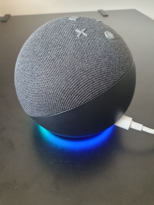 Amazon Alexa Echo Dot 4