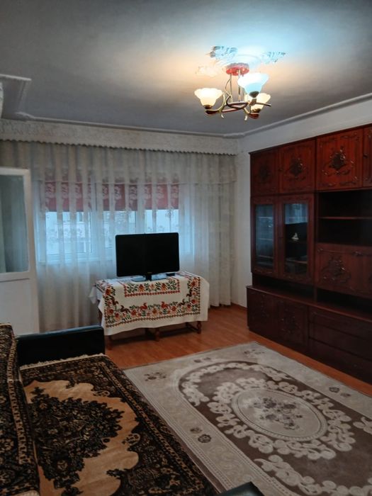 Inchiriez apartament 2CD in Donici 2