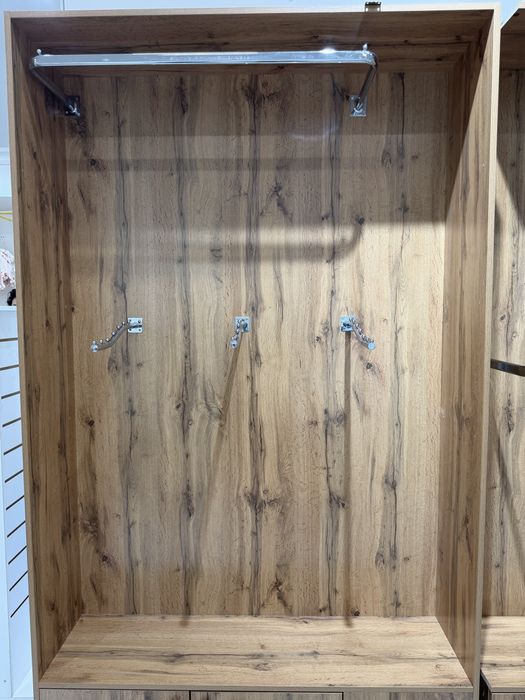 Продаю мебель для магазина