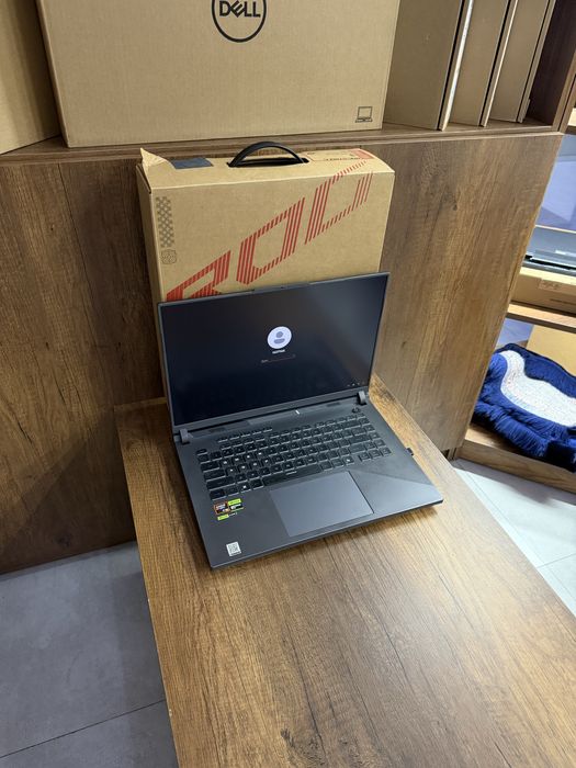 Asus rog strix g16