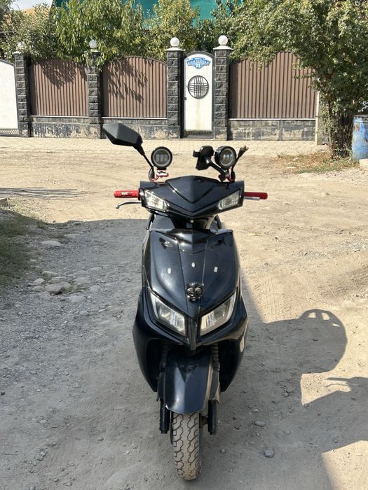 Мопед м8 125 кубов