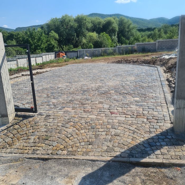 Гранитни павета, Бистрица