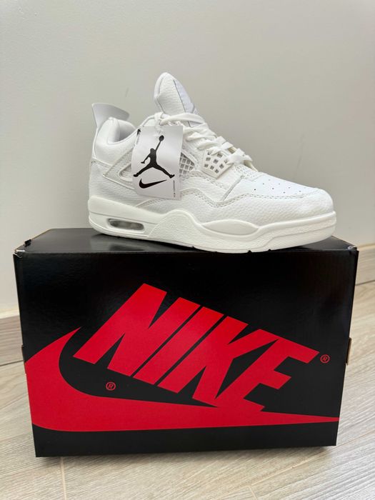 Adidasi AIR JORDAN 4Pure Money, Produs Nou NIKE Full Box Triple White