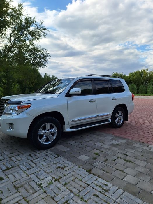 Аренда авто с водителем..