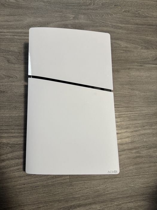 Playstation 5 Slim, Digital Edition, 1TB SSD + 2 контролера