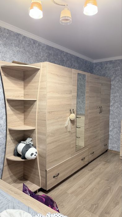 Продам шкаф и тумба