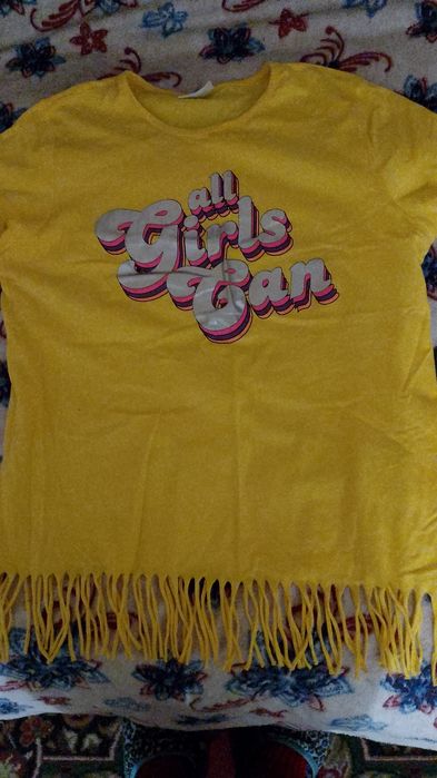 Продам кофты футболки и много др вещей