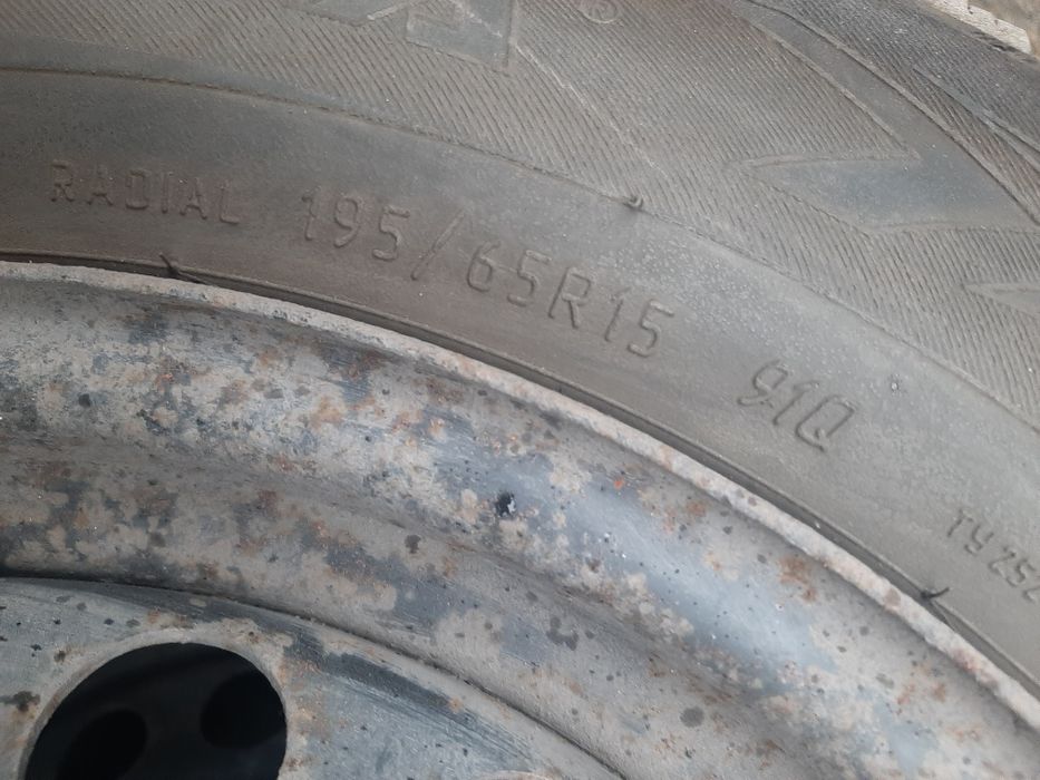 Зимни гуми с джанти за ауди А4