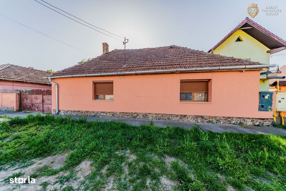 Casă cu 3 camere de vânzare in Vladimirescu