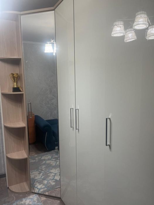 Продается большой шкаф