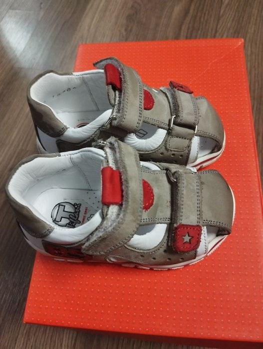 Детская обувь летняя