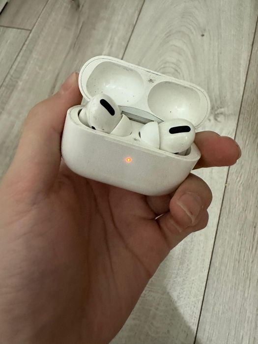 продам AirPods pro