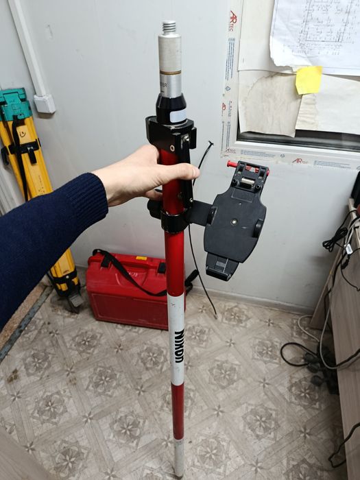 Продам GPS Leica GS08plus