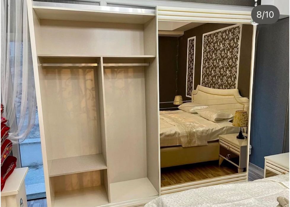 Спальный гарнитур