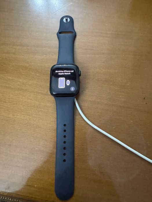 Apple Watch Series 7 и SE 44mm, 3 штуки, GPS
