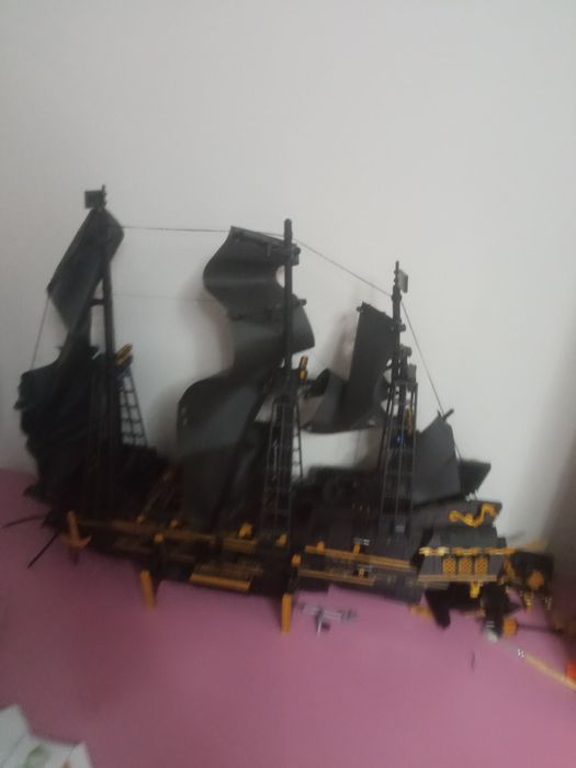 Конструктор корабль "Черная жемчужина" 2076 деталей