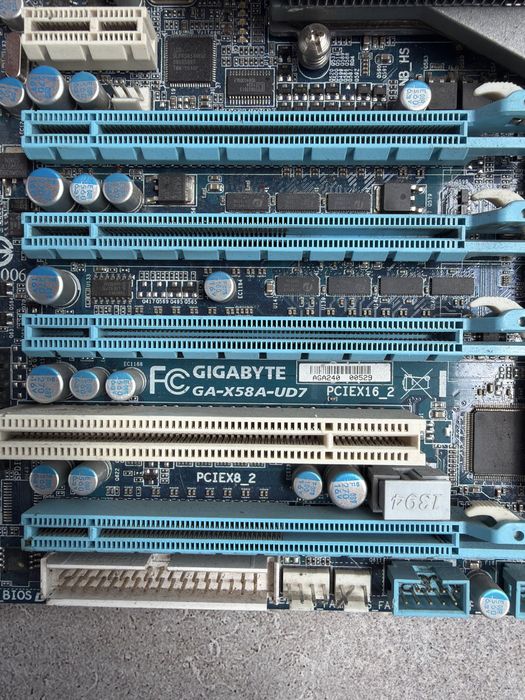 Gigabyte X58A-UD7