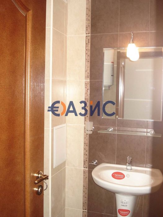 Продава се Тристаен апартамент в к.к. Слънчев бряг - 92 кв.м за 1370 €/кв.м - Снимка #7