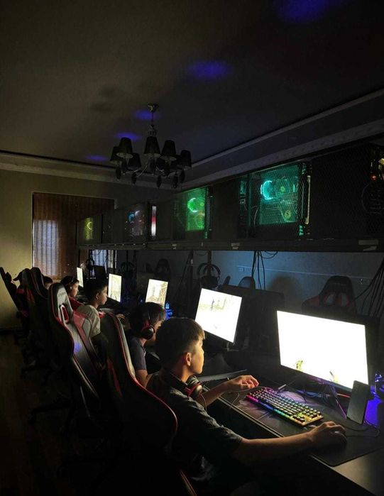 Компьютеры, компьютерный клуб