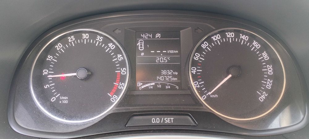 Skoda 1.4 TDI   2015.    140725 km
