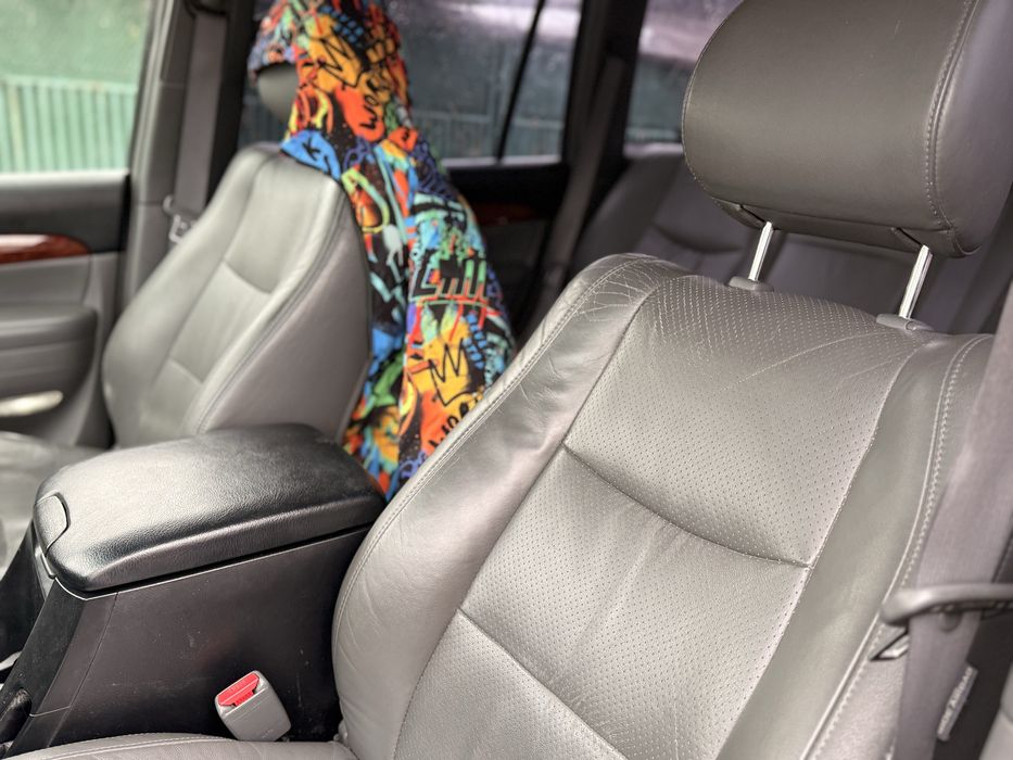 Toyota Land Cruiser 2006 – Overlanding Premium / Expediții