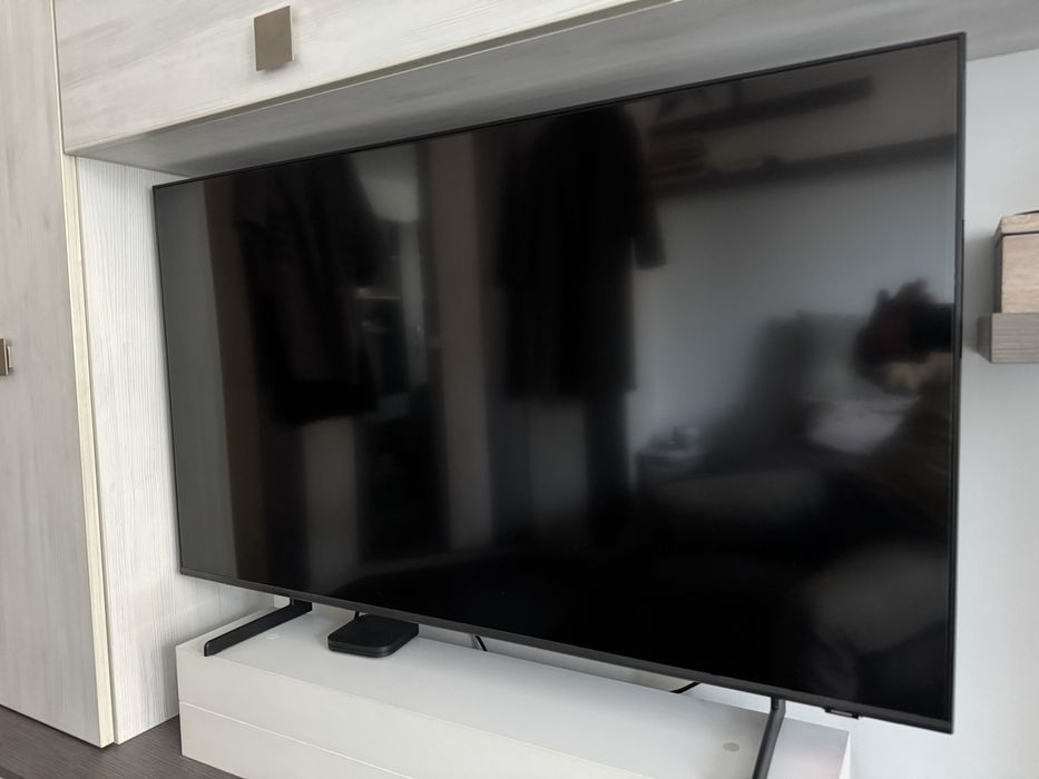 Продавам Samsung QLED 43 инча