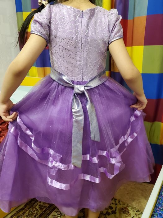 Платье на девочку 6-8 лет