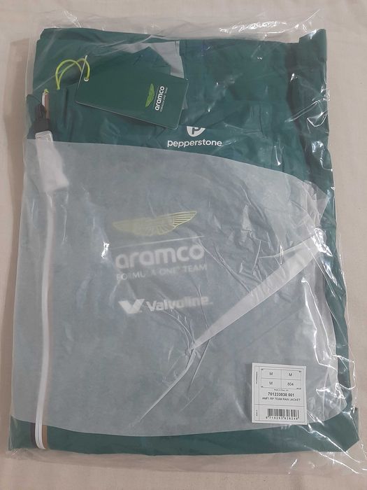 Aston Martin x Hugo Boss F1 Team Rain Jacket - Оригинално мъжко яке