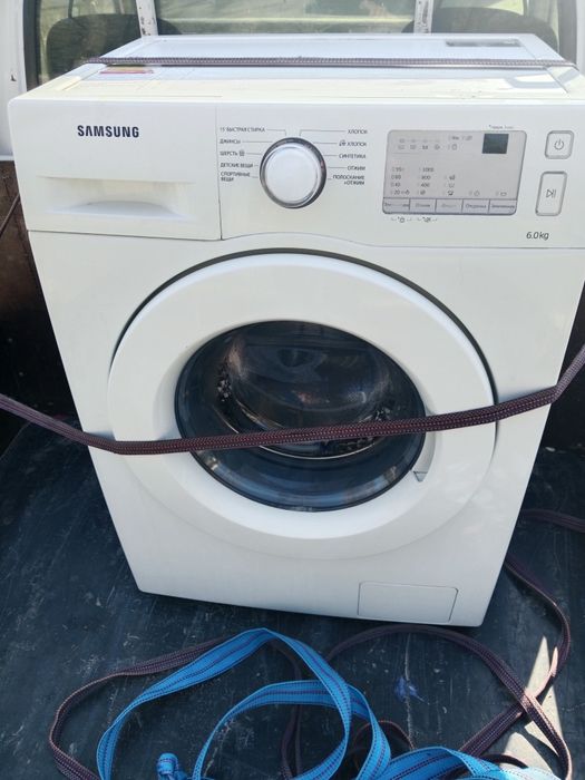 Samsung 6kg KIRMOSHINA sotiladi holati yaxshi xech qanaqa aybi yoʻq
