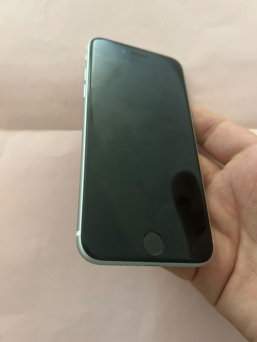 Iphone SE 2020 de 64 GB Alb