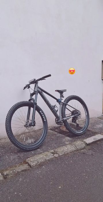 Vînd bicicleta cube aim ex, în stare perfecta