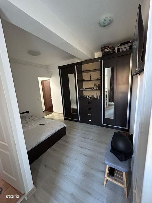 Garsoniera Metalurgiei/loc parcare/centrala